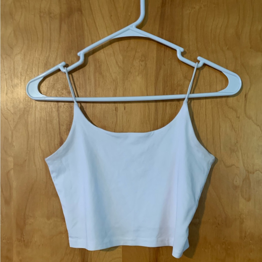 2 pack white and neutral colored tank tops